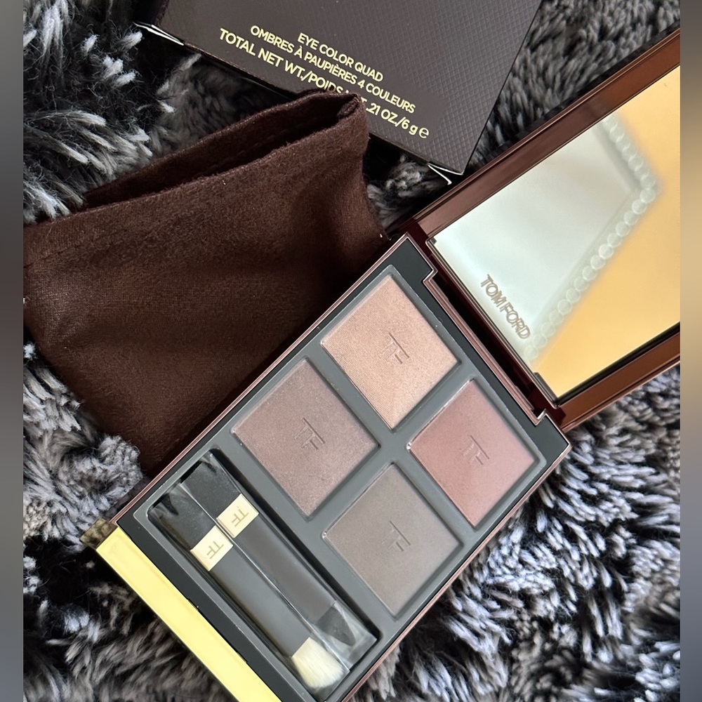 BNIB Tom Ford eyeshadow quad in Body Heat!